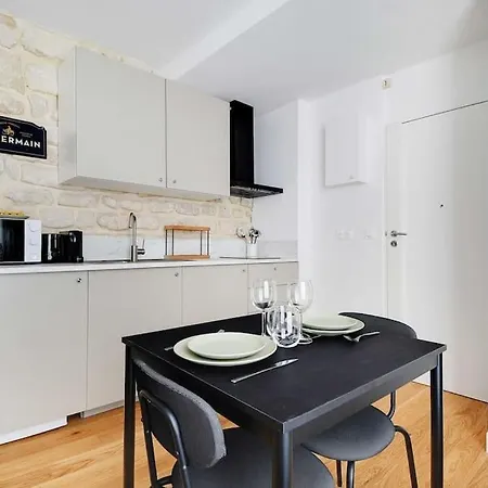 Charming In Le Marais Appartamento Parigi